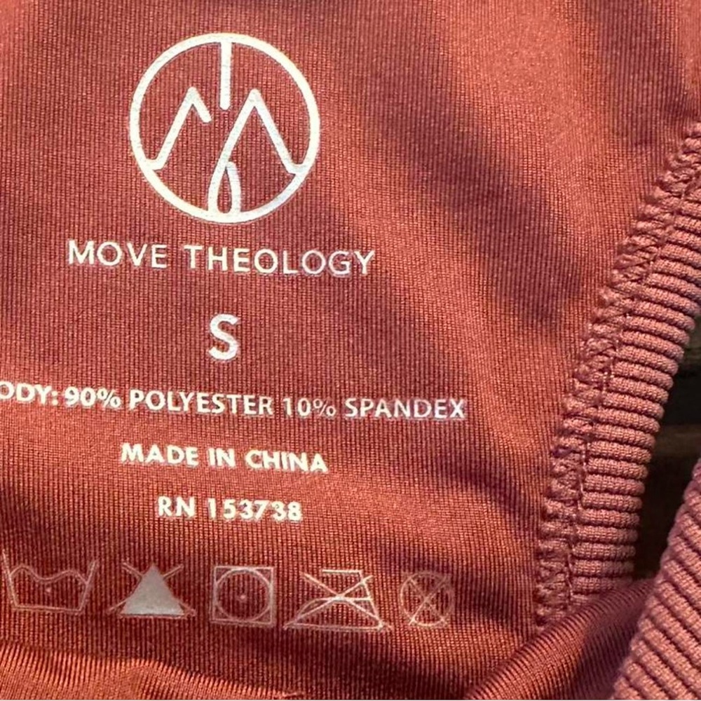 Move Theology Activewear Set - Picture 3 of 8